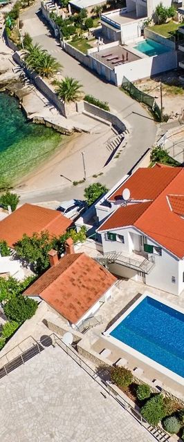 Apartments Bisernica Razanj II