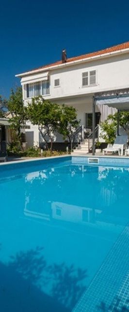 Apartments Boris Orebic