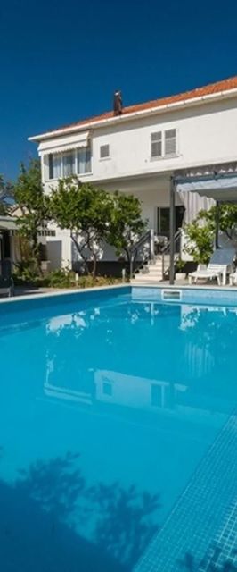 Apartments Boris Orebic