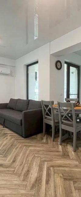 Black Sea Booking - Eva & Tudor Năvodari