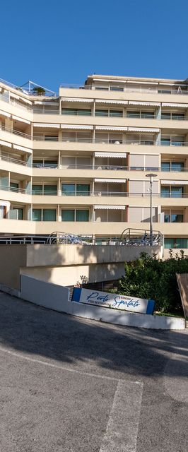 Apartments Residence suits Lav Podstrana
