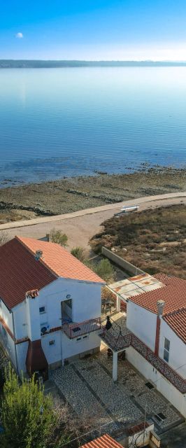 Apartments Teo Privlaka