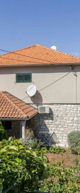 Apartments Ita 1 Postira