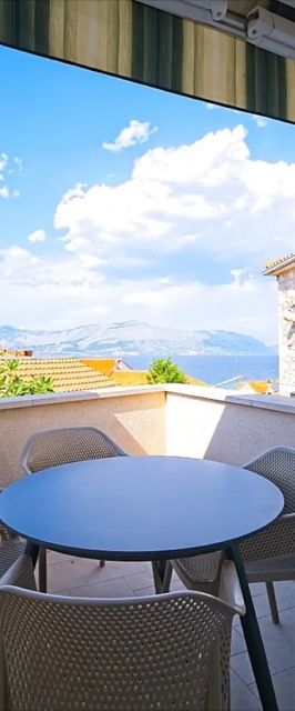 Apartment Afitojen Postira