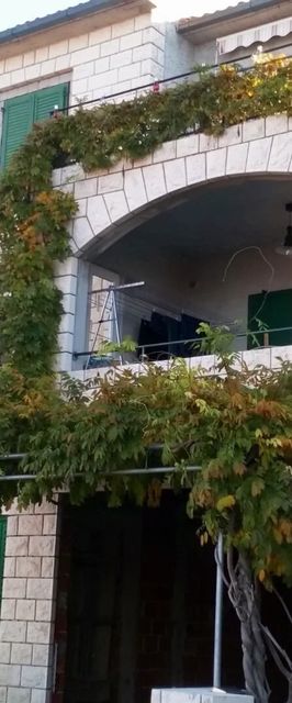 Apartment Miljana Postira