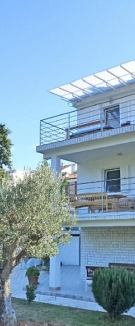 Apartments Vlado Njivice