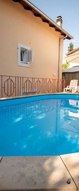 Apartment Ivona Njivice