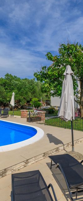 Apartments Roby Kampor