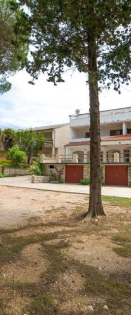 Apartments Niki Kampor