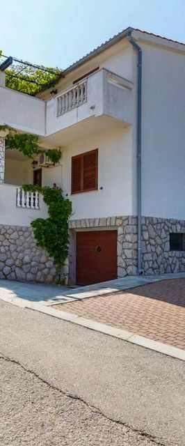 Apartman Vrbnik - CKI662