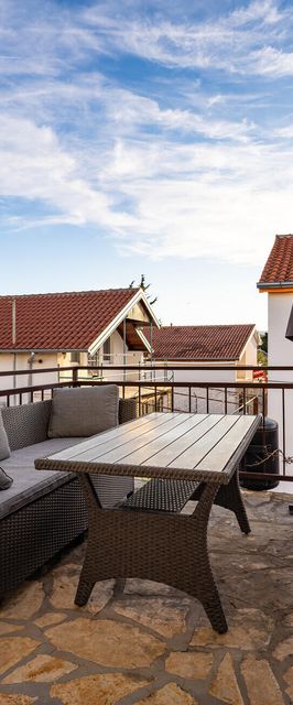 Apartman Gornji Karin - CDI951