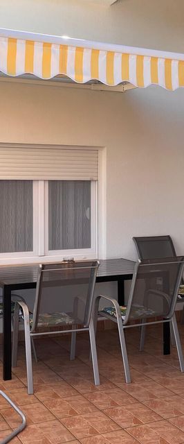 Apartman Gornji Karin - CDI994