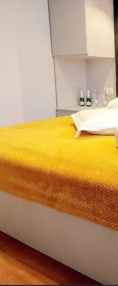 Miodowy apartament z balkonem, garażem, huśtawką, Rzeszów