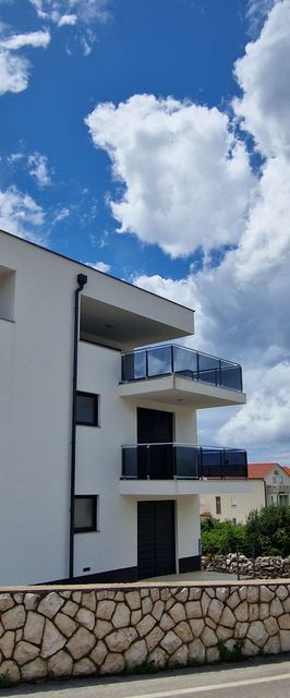 Apartments Matej Novalja