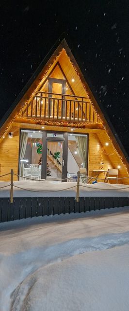 Casa Iulia și Ana Zărnești