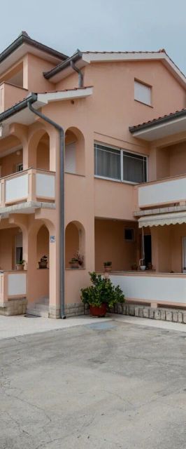 Apartments Mar Palit
