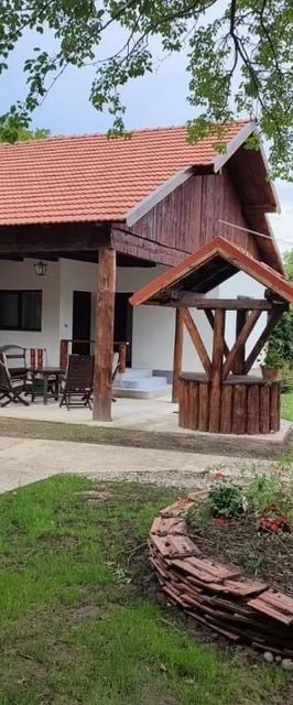 Pensiunea Dumbrava Minunată Peșteana