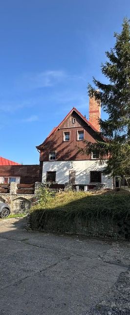 OŚRODEK WYPOCZYNKOWY NAD WODOSPADEM