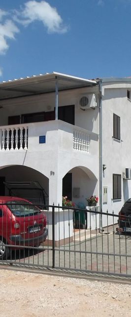 Apartments Marijan Drage