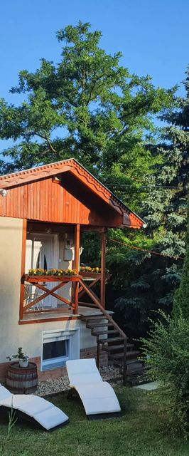 Lara-Lux Vendégház Balmazújváros