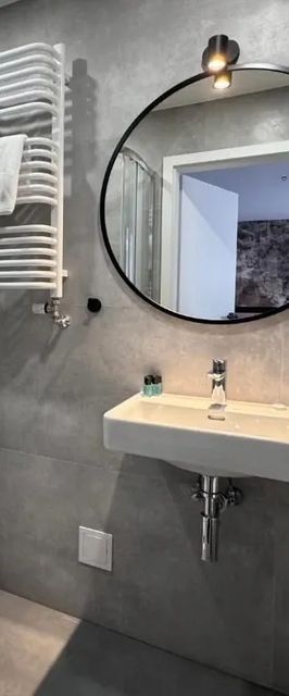 Cube House Aparthotel