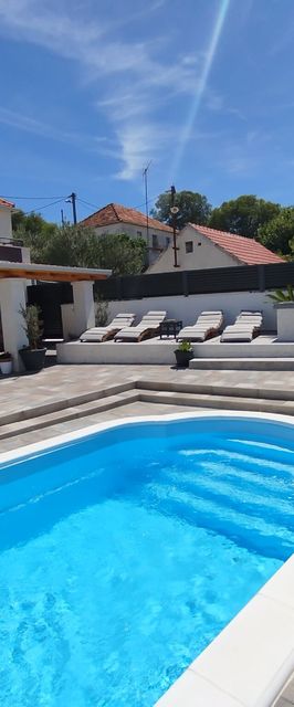 Vacation House Luce Ljubitovica