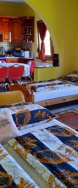 Méz-Bor Szállás Báránd