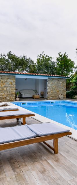 Apartmanok Családok Részére Medencével Barbat, Rab - 20170 Barbat