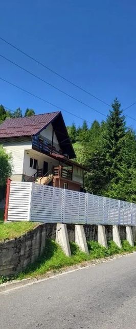 Diana's Holiday Home Sătic