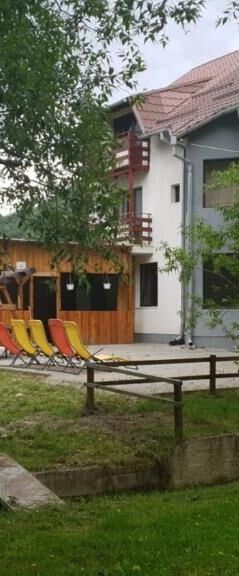 Pensiunea La Poalele Bucegilor Râșnov