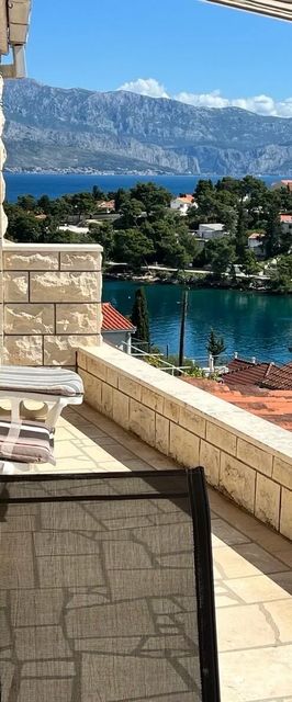 Apartmanok A Tenger Mellett Splitska, Brac - 23366 Splitska