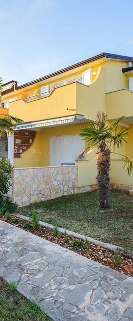 Apartmani Manfroi Lovrečica