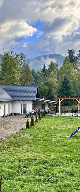 Casa Irinei Poiana Mărului