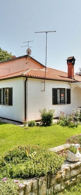 Apartmani Paradinović 1 Zambratija