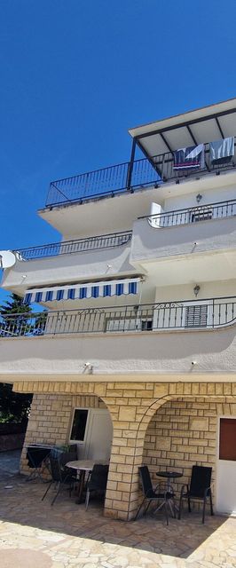 Apartments Belan Novalja