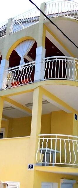 Apartments Eden Slatine