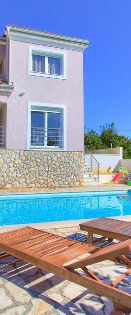 House Isabella Linardici