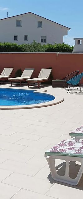 Apartman Pula - CIR759