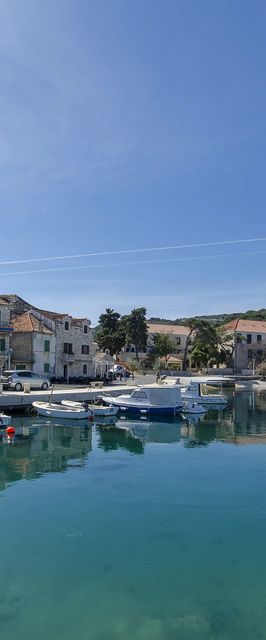 Apartment Vesna Postira