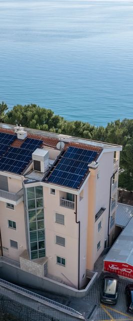 Apartments and Rooms Residence Simic Makarska