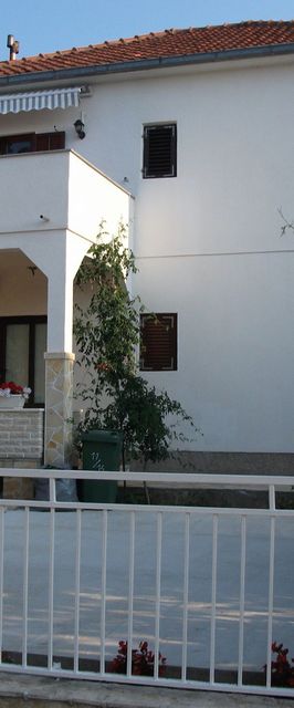 Apartment Dusko Karin Gornji