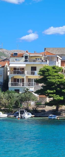 Apartment DD Grubisic Grebastica