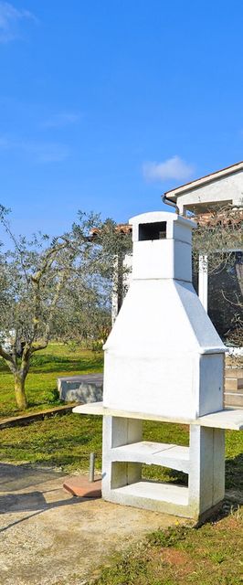 Nyaralóház Parkolóhellyel Galizana, Fazana - 20795 Galižana