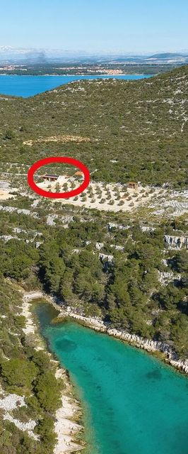 Halászkunyhó Nyaraláshoz A Tenger Mellett Öböl Triluke, Pasman - 20973 Triluke