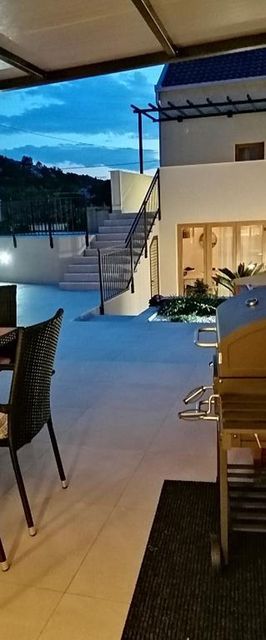 House Mande i Kate Vrgorac