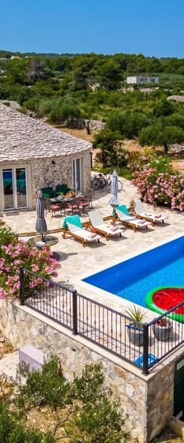 Ház Családok Részére Medencével A Tenger Mellett Mirca, Brac - 23797 Mirca