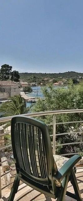 Robinzoni Apartmanok A Tenger Mellett Drvenik Veliki, Drvenik - 23892 Drvenik Veliki