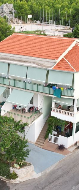 Apartmanok Parkolóhellyel Zivogosce - Blato, Makarska - 23922 Živogošće - Blato