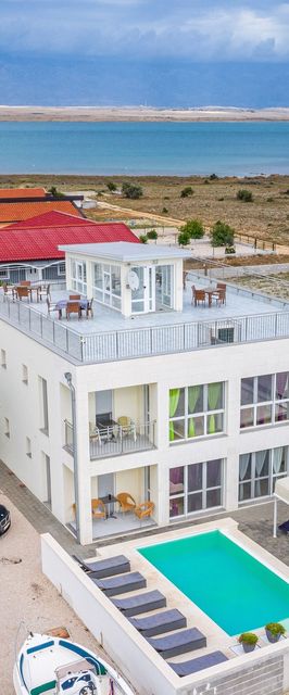 Apartmanok Családok Részére Medencével Vir - 23976