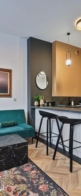 Kolorova Bottle Green